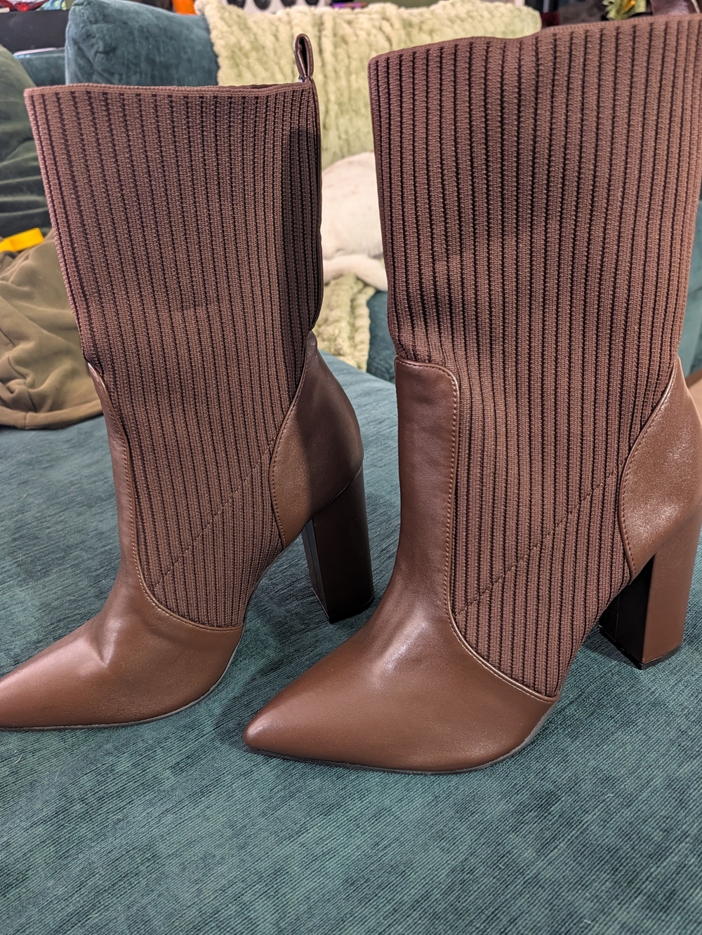 Brown Ribbed Knit Pointed-Toe Block Heel Boots - Picture 9 of 9